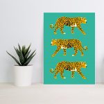 3 leopards green design print